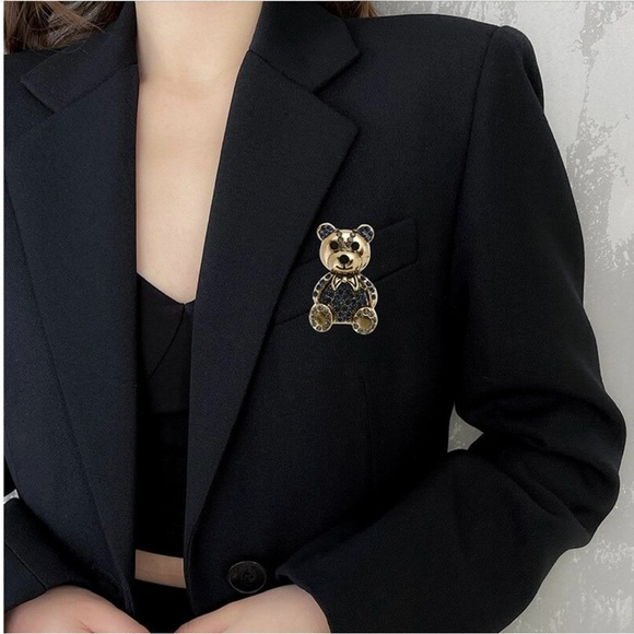 Rhinestone Crystal Bear Brooch - Picture 1 of 6